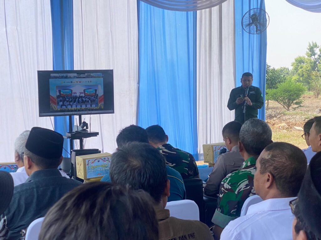 SMK Muhammadiyah 5 Gresik Dukung Gerakan Nasional Ketahanan Pangan: Tanam Jagung Serentak Bersama Polri