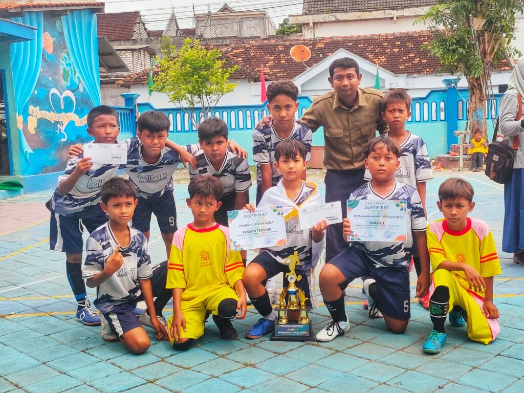 Gegap Gempita Pra Milad Muhammadiyah ke-113: PRM Ngemboh Sukses Gelar Turnamen Futsal, MIM 1 Ujungpangkah Juara