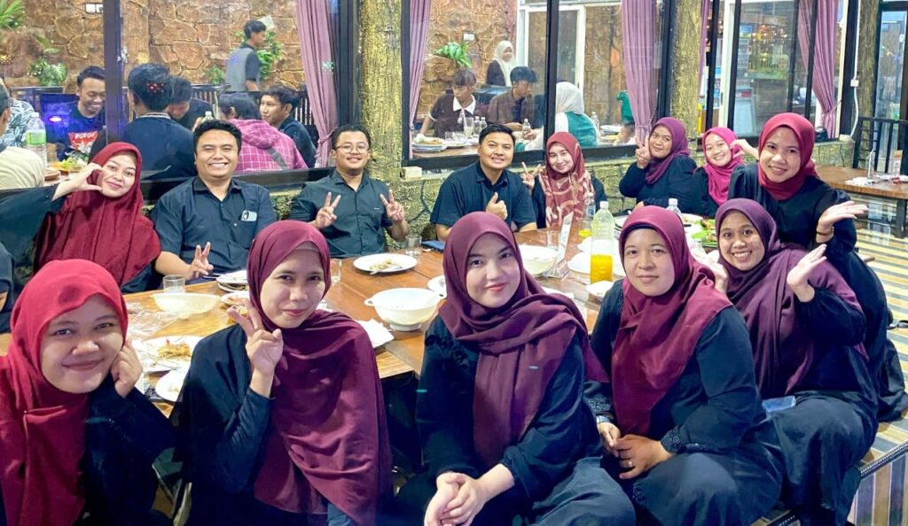 Hangatkan Silaturahmi Ramadan, Klinik Muhammadiyah Cerme Gelar Buka Puasa Bersama